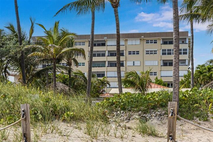 Property Photo: 401 Briny Ave 708 FL 33062