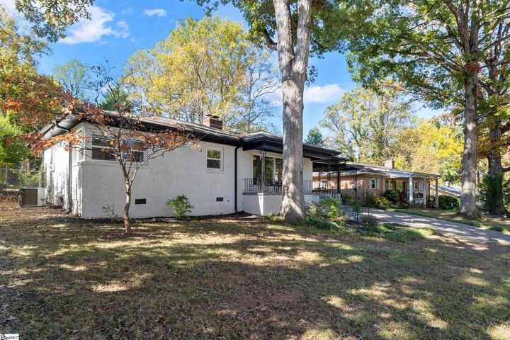 Property Photo:  203 Piedmont Park Road  SC 29609 