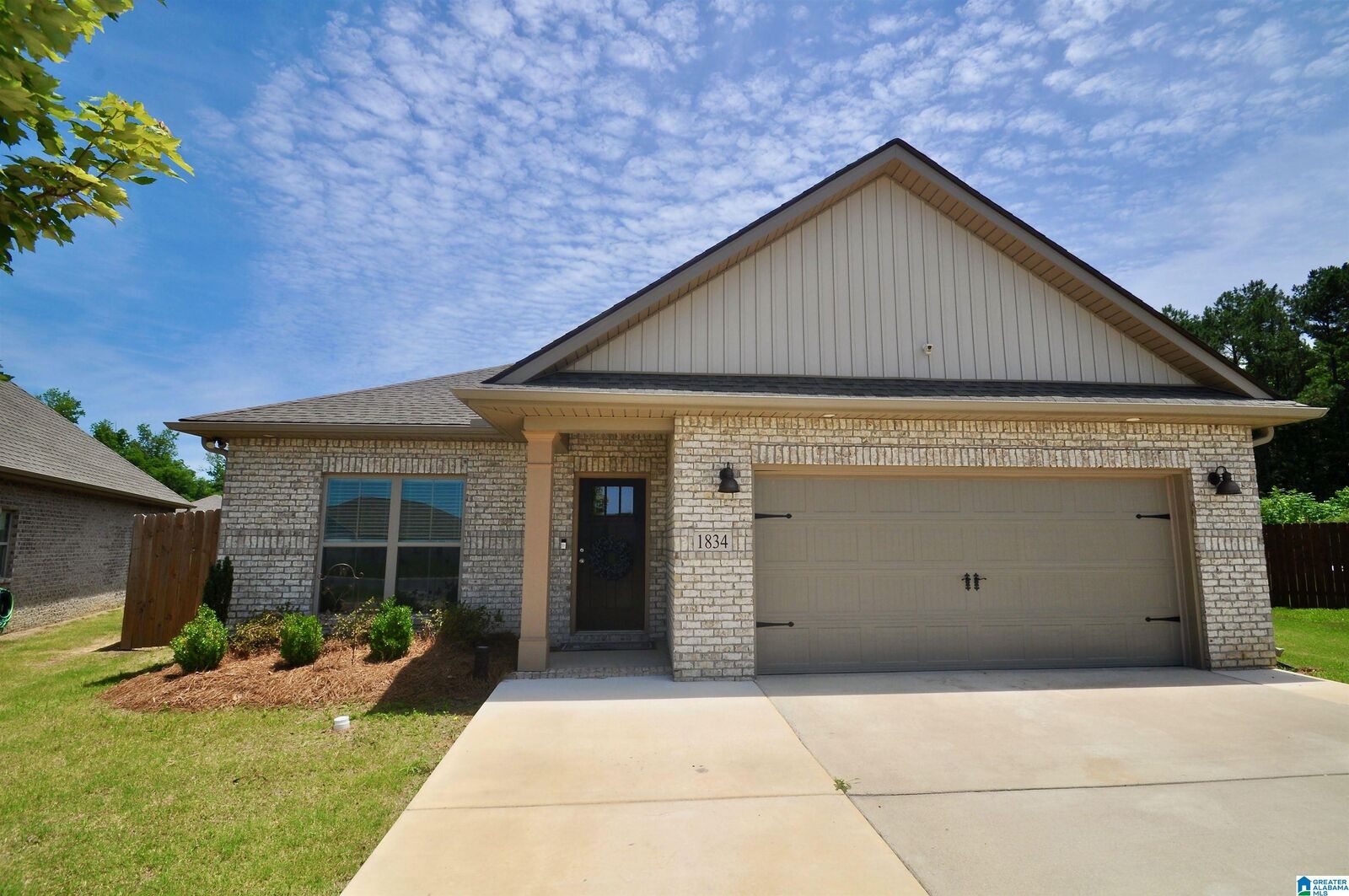 Property Photo: 1834 SE Loebner Lane AL 35055