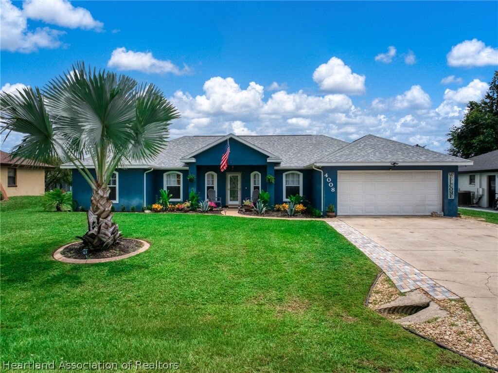 Property Photo:  4008 Fonseca Avenue  FL 33872 