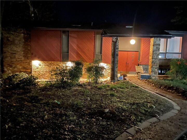 Property Photo:  808 E 3rd Street  KS 67335 