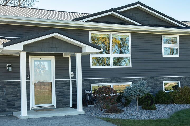 Property Photo: 2681 Amherst Place IA 50658