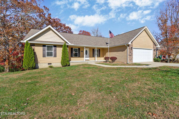 Property Photo:  200 Premier Drive  TN 38555 