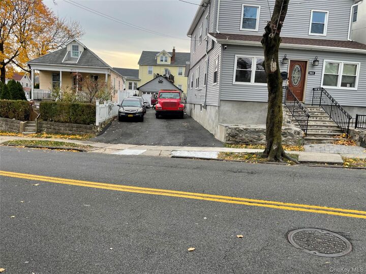 Property Photo:  953 Mile Square Road  NY 10704 
