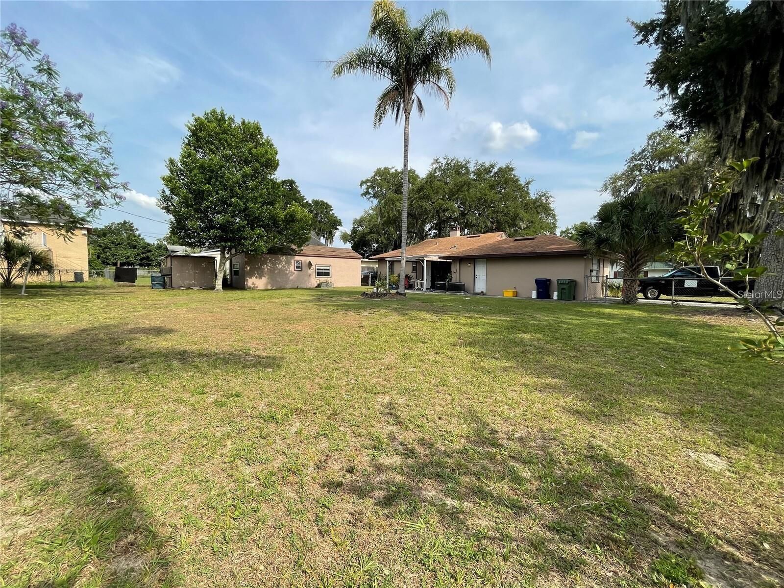 Property Photo:  663 Avenue J NW  FL 33881 
