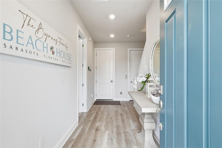 Property Photo: 389 Gowdy Road FL 34237