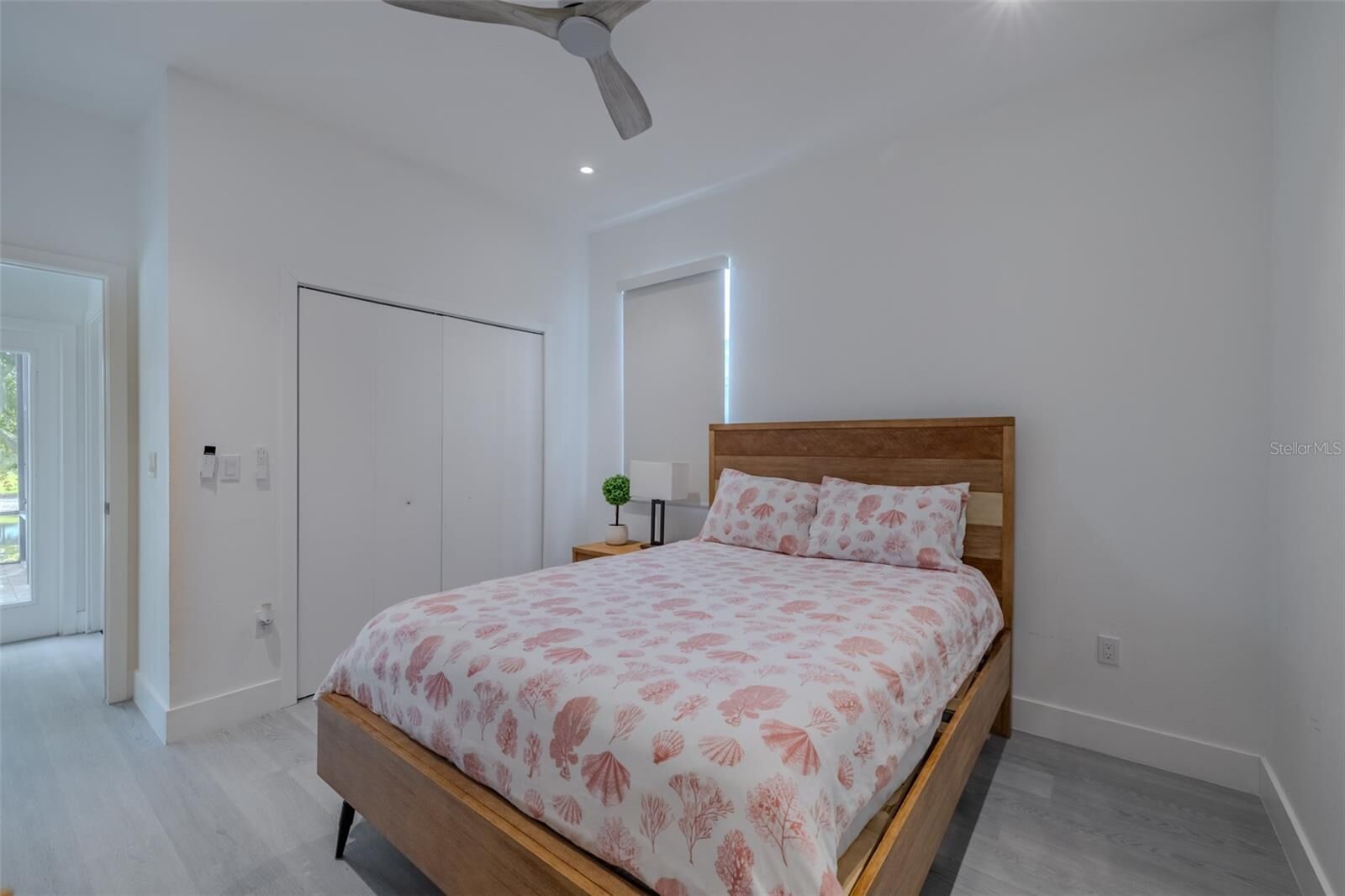 Property Photo:  8117 Hampton Glen Drive  FL 33647 