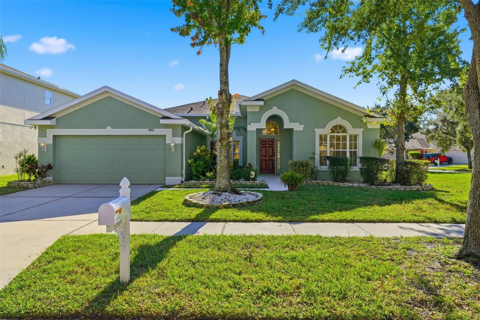 Property Photo:  8801 Riverscape Way  FL 33635 