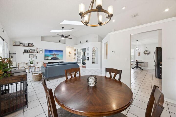 Property Photo:  937 Old Mail Lane  FL 32773 