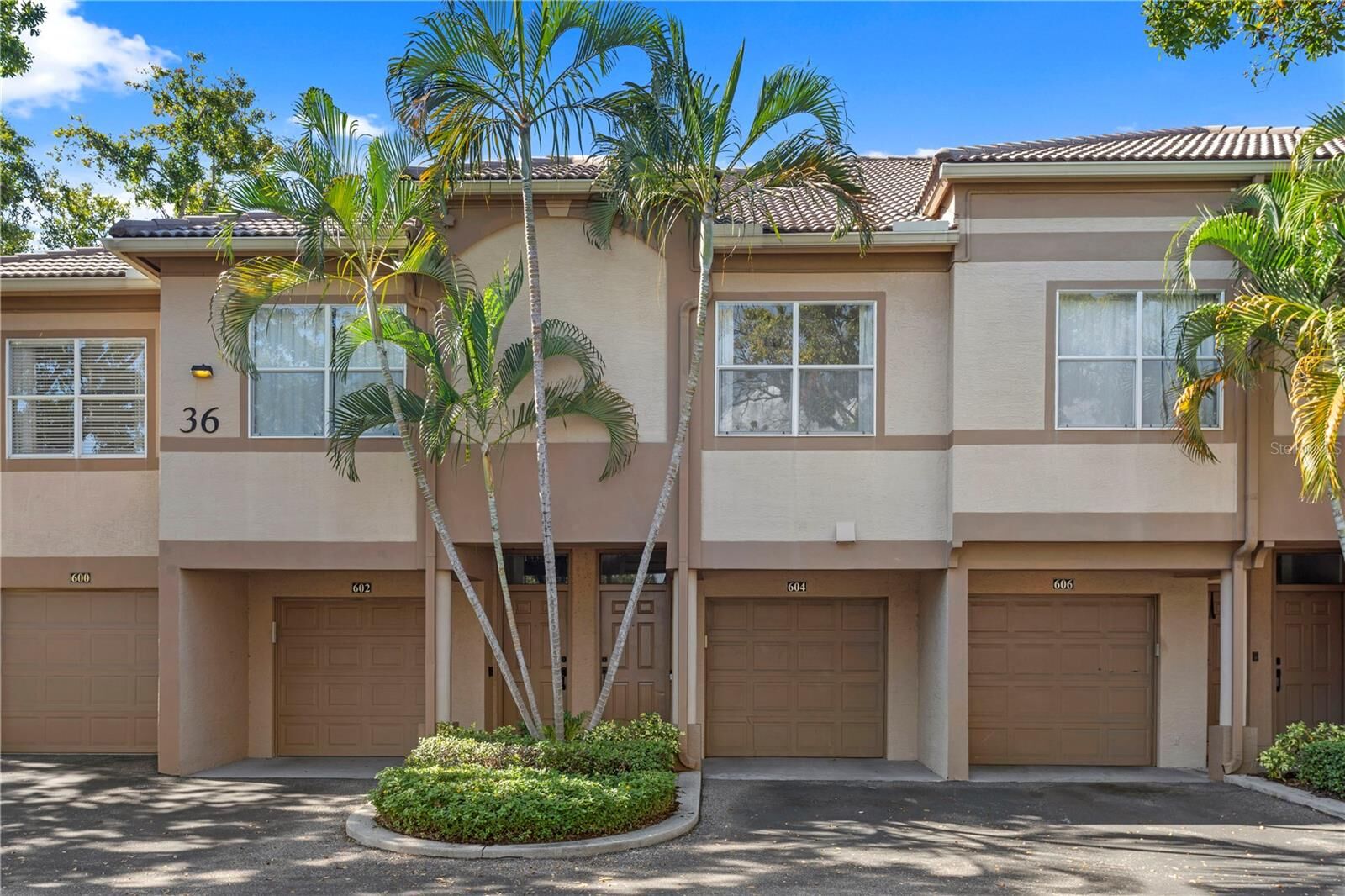 Property Photo: 604 Arbor Lake Lane FL 33602