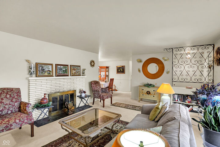 Property Photo: 4616 Eastbourne Drive IN 46226