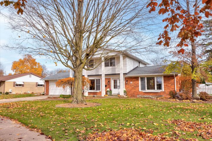 Property Photo: 405 Nickless Street MI 48734