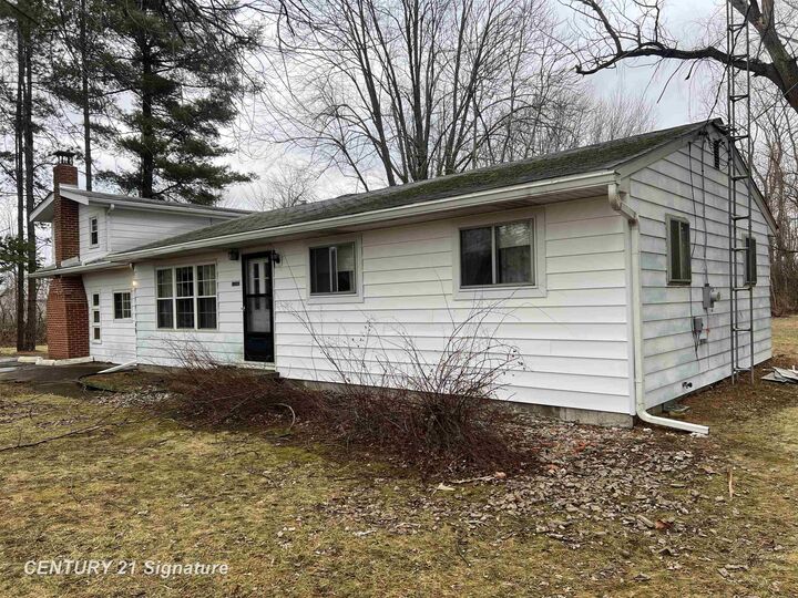 Property Photo: 11382 N Belsay Road MI 48420-9756