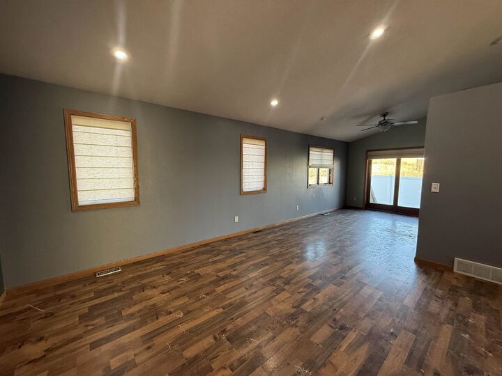 Property Photo: 19 Robert St ND 58722