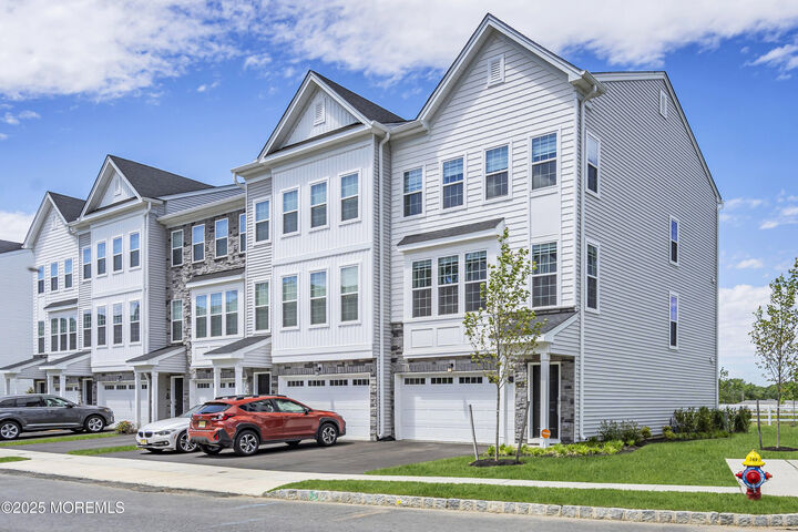 39 Crimson Drive  Manalapan NJ 07726 photo