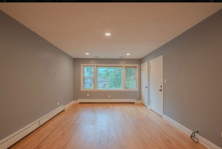 Property Photo: 323 Marshall Road 2 IL 60106