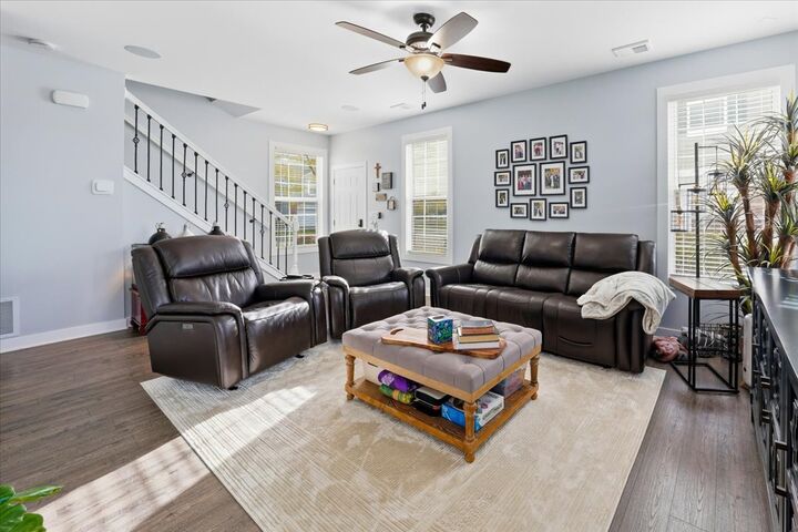 Property Photo:  571 Springbrook Trail N  IL 60543 