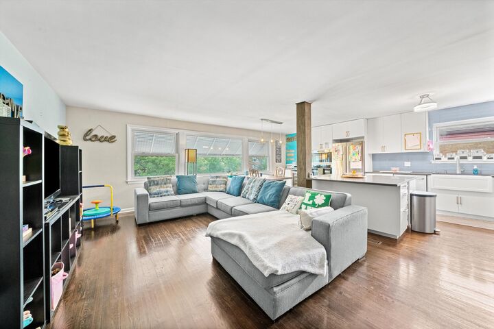 Property Photo: 8819 N Wisner Street 2 IL 60714