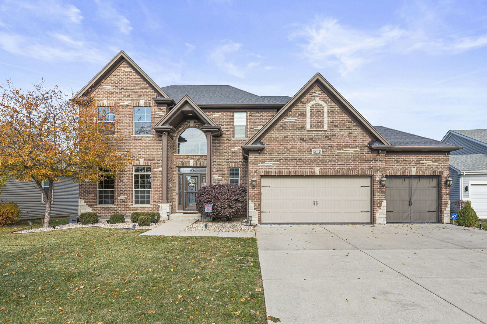 Property Photo: 25118 W Zoumar Drive IL 60586