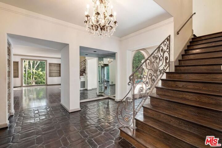 Property Photo: 1017 Chevy Chase Drive CA 90210