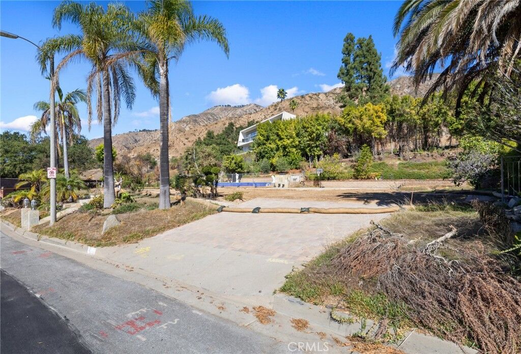 Property Photo:  3685 Startouch  CA 91107 