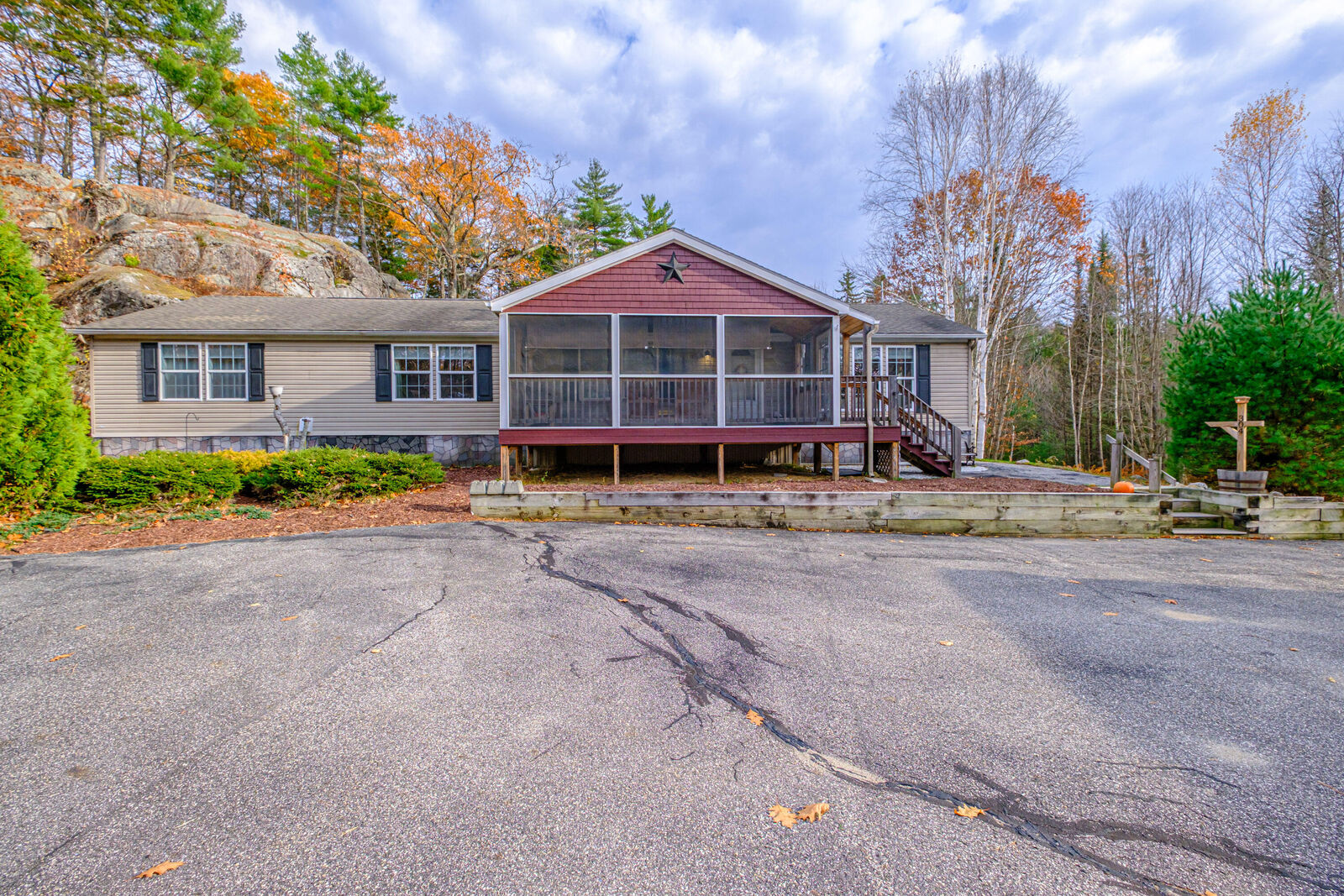 Property Photo: 304 Dunn Road ME 04268