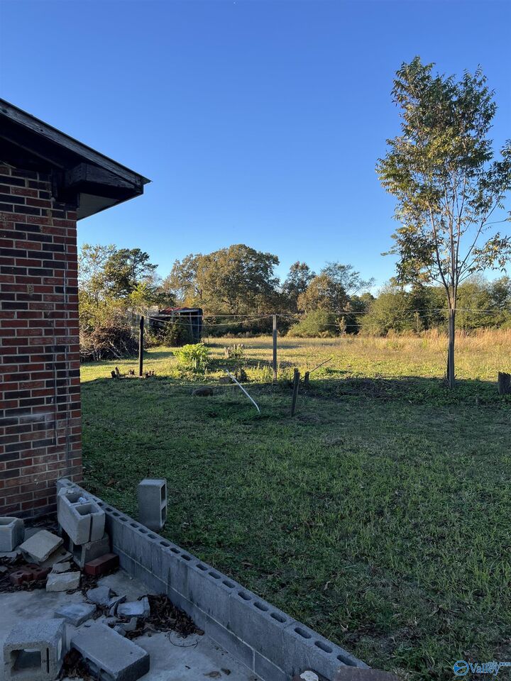 Property Photo: 3811 County Road 25 AL 35957