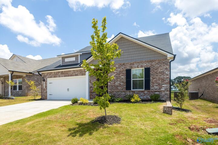 Property Photo: 29275 Satilla Circle AL 35756