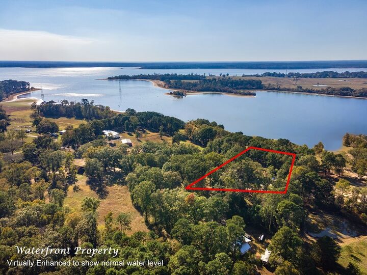 Property Photo:  924 Cr 471  TX 75944 