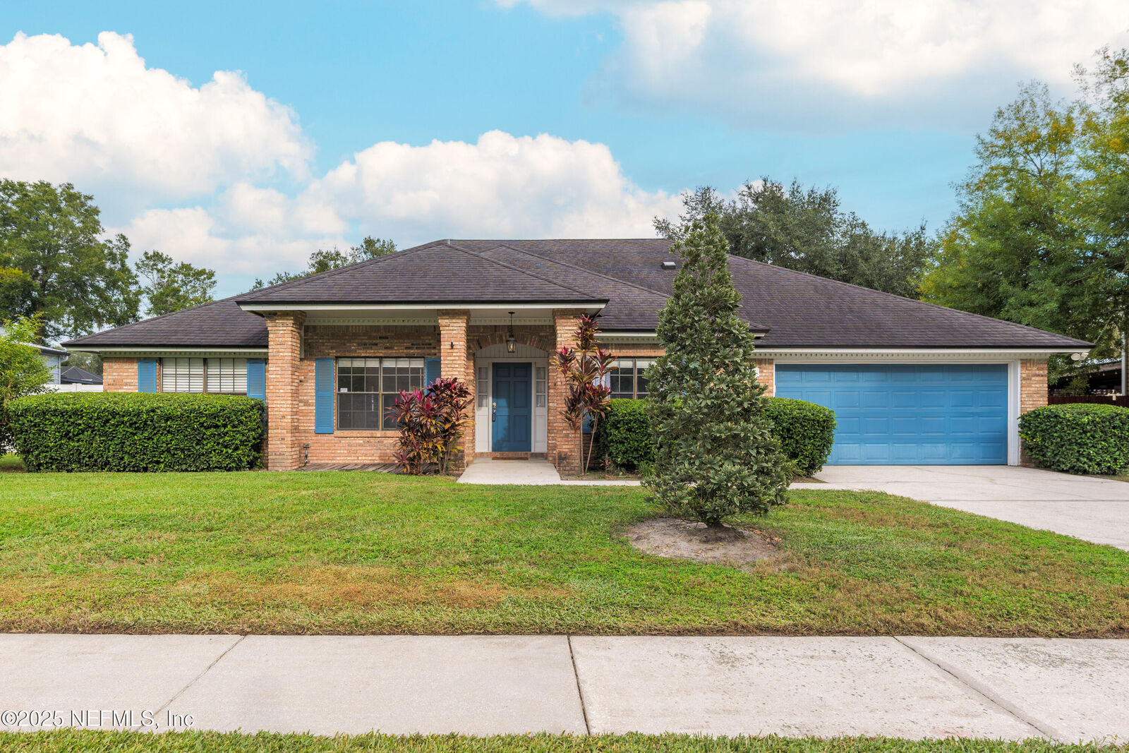 Property Photo:  12623 Cachet Drive  FL 32223 