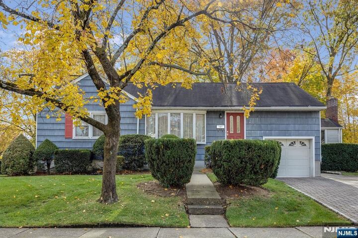 Property Photo: 40-18 Kramer Place NJ 07410