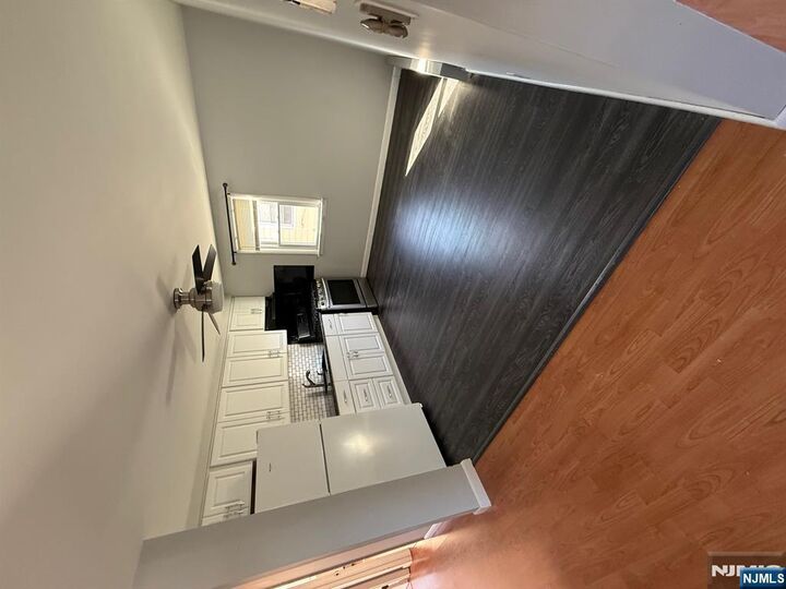 Property Photo:  618 8th Street 2  NJ 07071 