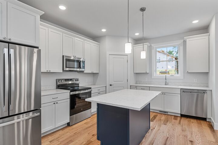 Property Photo: 88 Rosewood Lane VT 05468