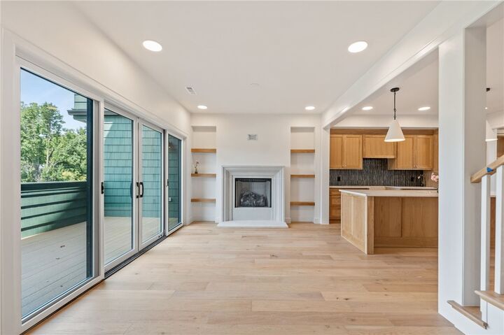 Property Photo: 424 SE C Street AR 72712