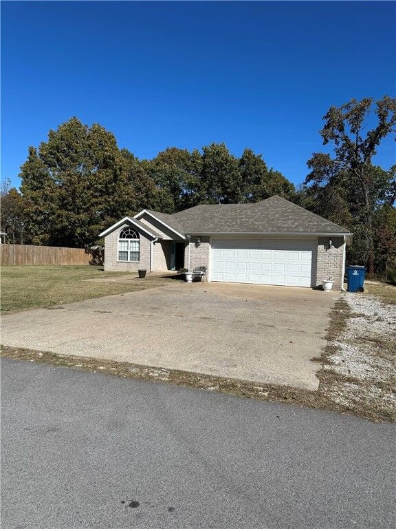 Property Photo: 6 Roessler Lane AR 72715