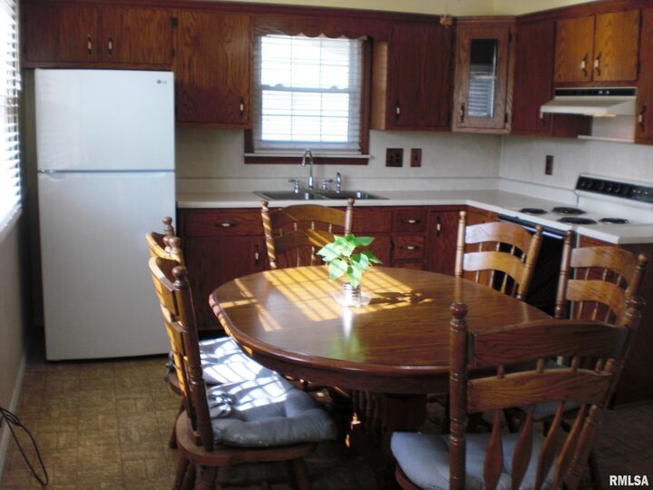 Property Photo: 1109 Marion Street IL 62918