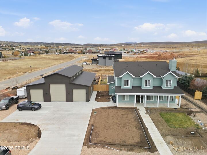 Property Photo:  415 Earl Street  UT 84098 