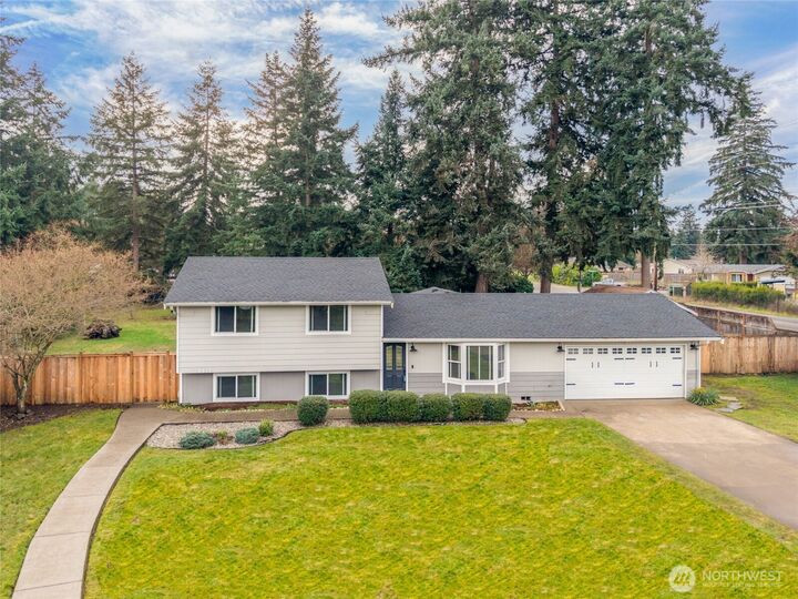 Property Photo: 8831 Daffodil Lane SE WA 98513
