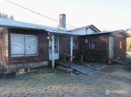 Property Photo:  124  Aschenbrenner Road  WA 98533 