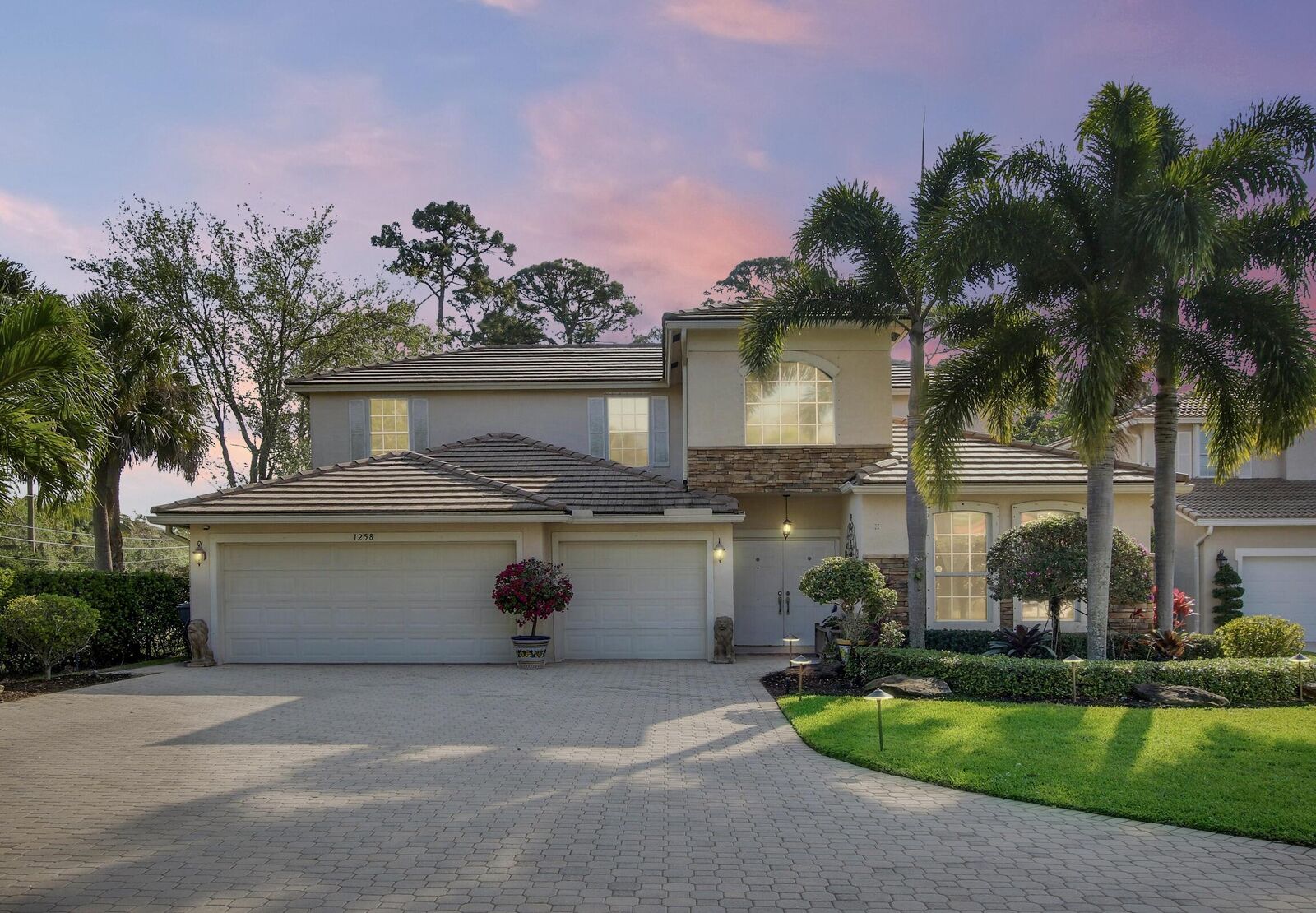 Property Photo:  1258 Pebble Ridge Lane  FL 33411 