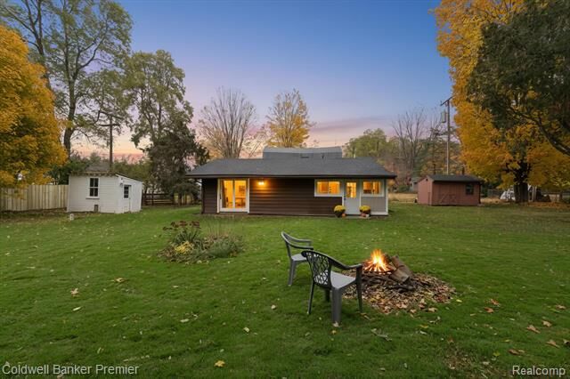 Property Photo: 2988 Farmers Creek Road MI 48455
