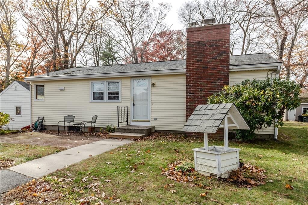 Property Photo: 28 Lakeview Drive RI 02828