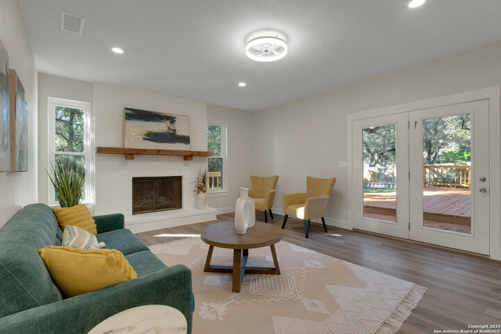 Property Photo:  139 Canyon Oaks  TX 78232 