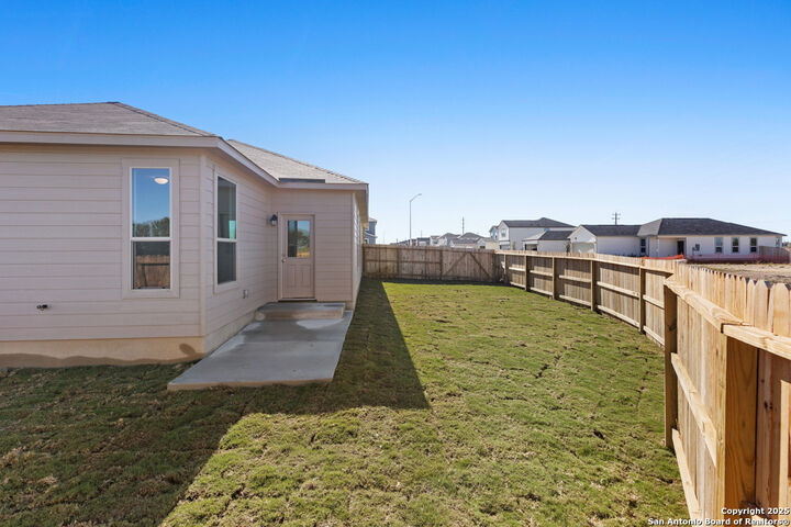 Property Photo: 400 Panther Pass TX 78155
