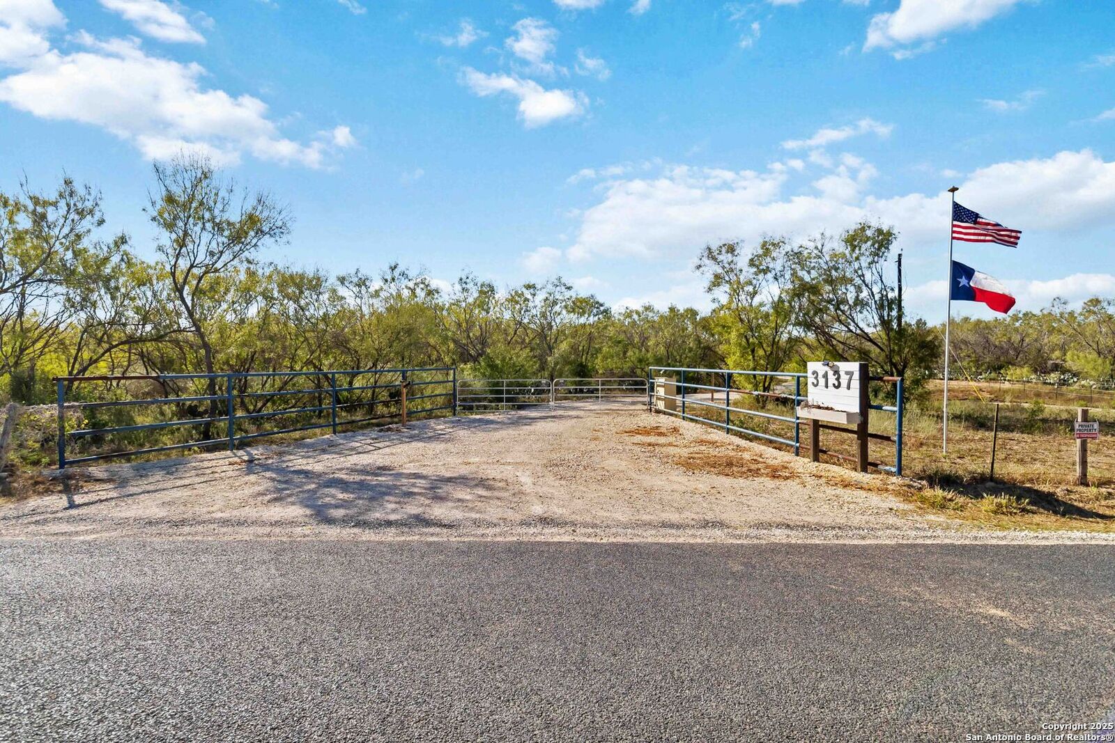 Property Photo: 3137 County Road 5710 TX 78016