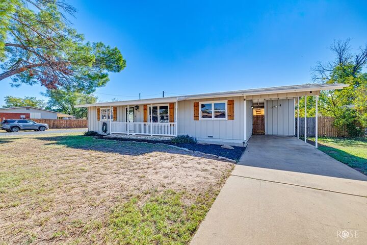 Property Photo: 2549 Baylor Ave TX 76904