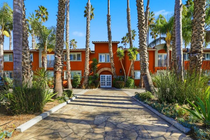 Property Photo:  1835 Palm View Place 105  CA 95050 