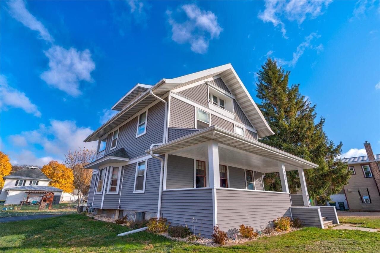 Property Photo:  1803 Main Street  WI 53528 