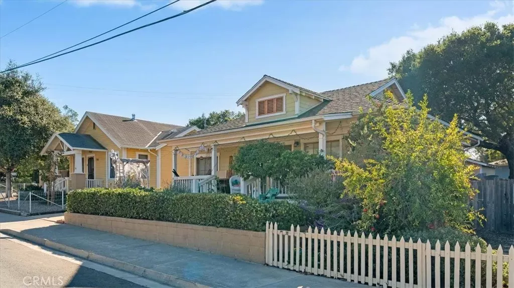 Property Photo: 791 Pepper CA 93401