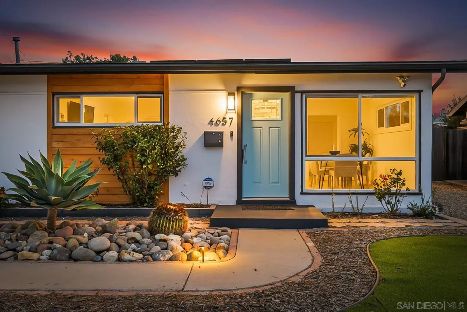 Property Photo: 4657 Pocahontas Ave CA 92117